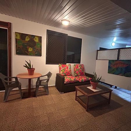 Chez Tamatuamai Hotel Аватору Екстериор снимка